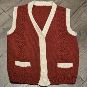 Vintage Handmade Women's Brick Red and Cream Knitted Vest